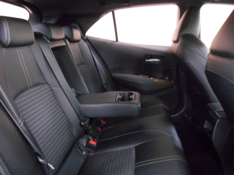 Corolla Sport Hybrid G "Style Package" - Image 6